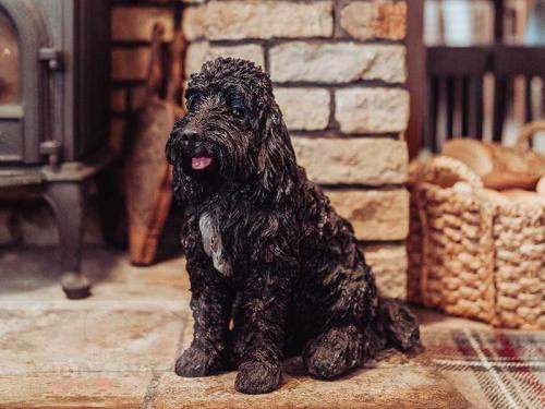 Dog statue in the bar area of The Ruddy Duck